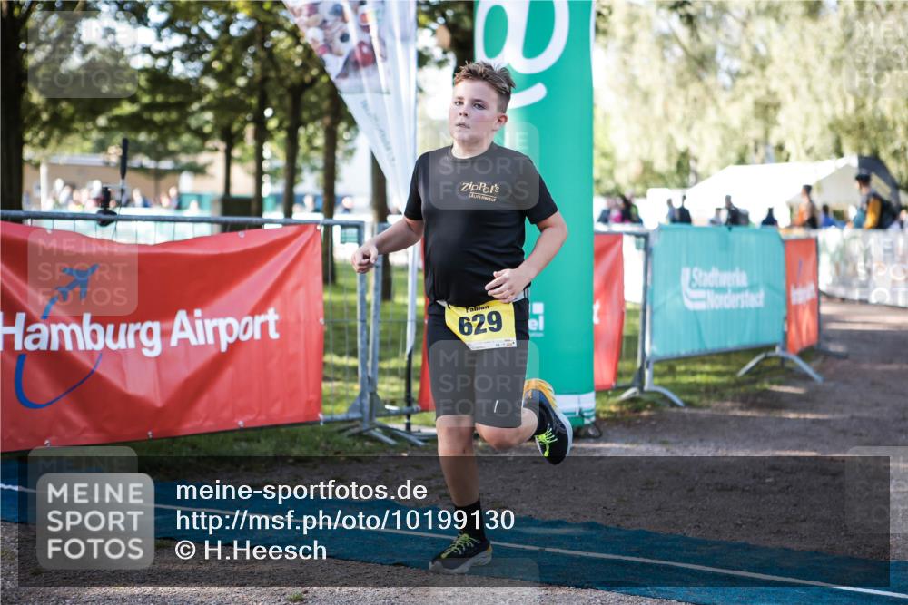 06.09.2026 - 20. Norderstedt Triathlon H.Heesch http://msf.ph/oto/10199130 06.09.2026 09:47:35 Ziel 629, 698 meine-sportfotos.de