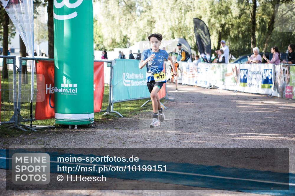 06.09.2026 - 20. Norderstedt Triathlon H.Heesch http://msf.ph/oto/10199151 06.09.2026 09:47:41 Ziel 629, 671, 675 meine-sportfotos.de