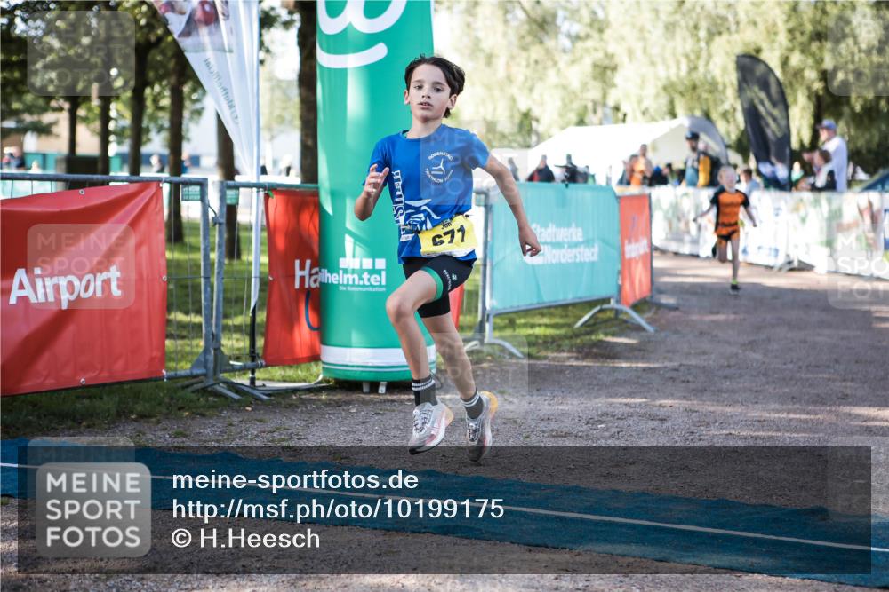06.09.2026 - 20. Norderstedt Triathlon H.Heesch http://msf.ph/oto/10199175 06.09.2026 09:47:42 Ziel 629, 671, 675 meine-sportfotos.de