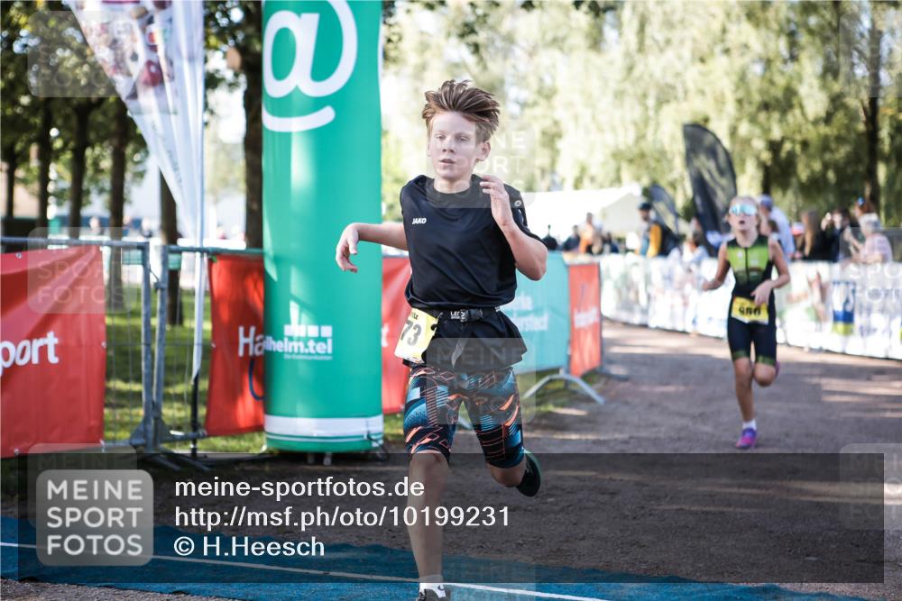 06.09.2026 - 20. Norderstedt Triathlon H.Heesch http://msf.ph/oto/10199231 06.09.2026 09:48:02 Ziel 633, 656, 673 meine-sportfotos.de