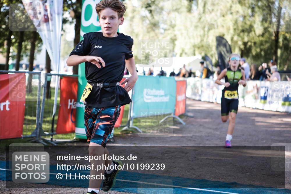 06.09.2026 - 20. Norderstedt Triathlon H.Heesch http://msf.ph/oto/10199239 06.09.2026 09:48:02 Ziel 633, 656, 673 meine-sportfotos.de