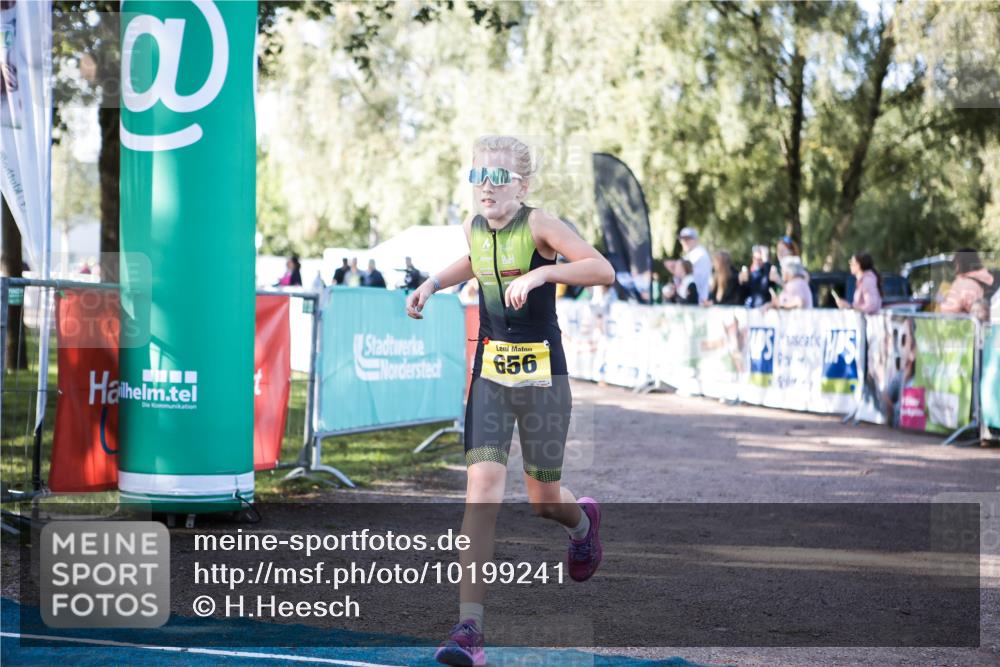 06.09.2026 - 20. Norderstedt Triathlon H.Heesch http://msf.ph/oto/10199241 06.09.2026 09:48:03 Ziel 633, 656, 673 meine-sportfotos.de