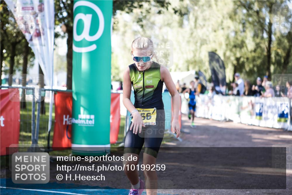 06.09.2026 - 20. Norderstedt Triathlon H.Heesch http://msf.ph/oto/10199259 06.09.2026 09:48:04 Ziel 633, 656, 673 meine-sportfotos.de