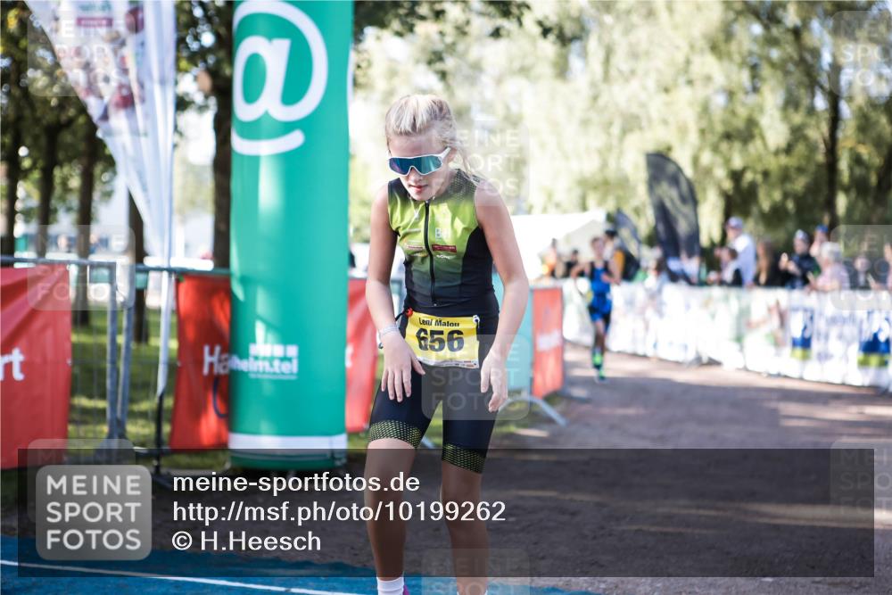 06.09.2026 - 20. Norderstedt Triathlon H.Heesch http://msf.ph/oto/10199262 06.09.2026 09:48:04 Ziel 633, 656, 673 meine-sportfotos.de