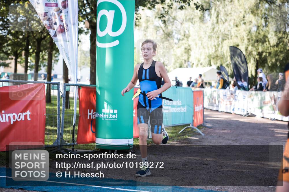 06.09.2026 - 20. Norderstedt Triathlon H.Heesch http://msf.ph/oto/10199272 06.09.2026 09:48:07 Ziel 633, 656, 673 meine-sportfotos.de