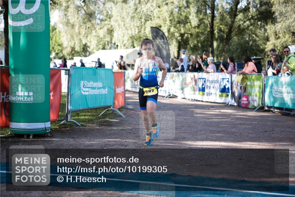 06.09.2026 - 20. Norderstedt Triathlon H.Heesch http://msf.ph/oto/10199305 06.09.2026 09:48:24 Ziel 697 meine-sportfotos.de