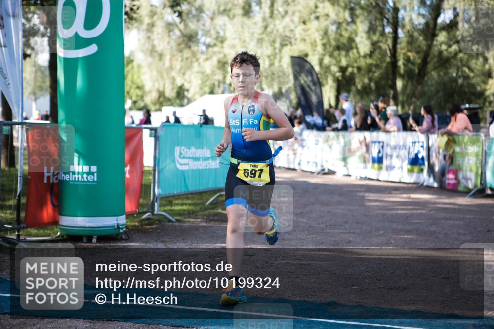 06.09.2026 - 20. Norderstedt Triathlon H.Heesch http://msf.ph/oto/10199324 06.09.2026 09:48:24 Ziel 697 meine-sportfotos.de