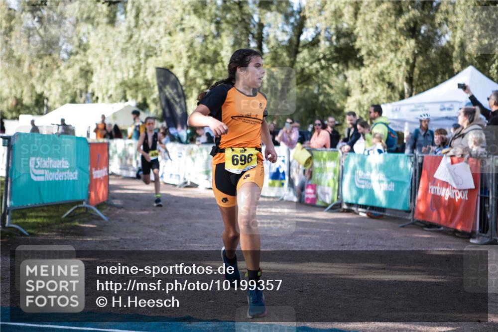 06.09.2026 - 20. Norderstedt Triathlon H.Heesch http://msf.ph/oto/10199357 06.09.2026 09:48:30 Ziel 634, 668, 696, 697 meine-sportfotos.de