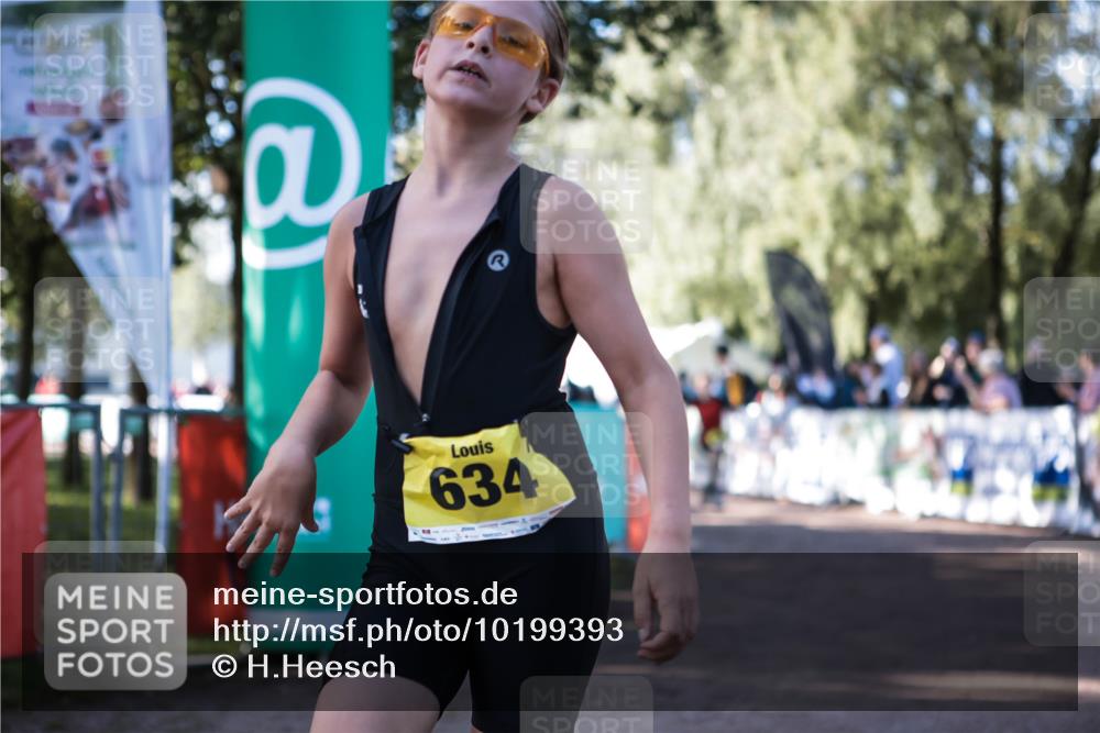 06.09.2026 - 20. Norderstedt Triathlon H.Heesch http://msf.ph/oto/10199393 06.09.2026 09:48:33 Ziel 634, 668, 696 meine-sportfotos.de