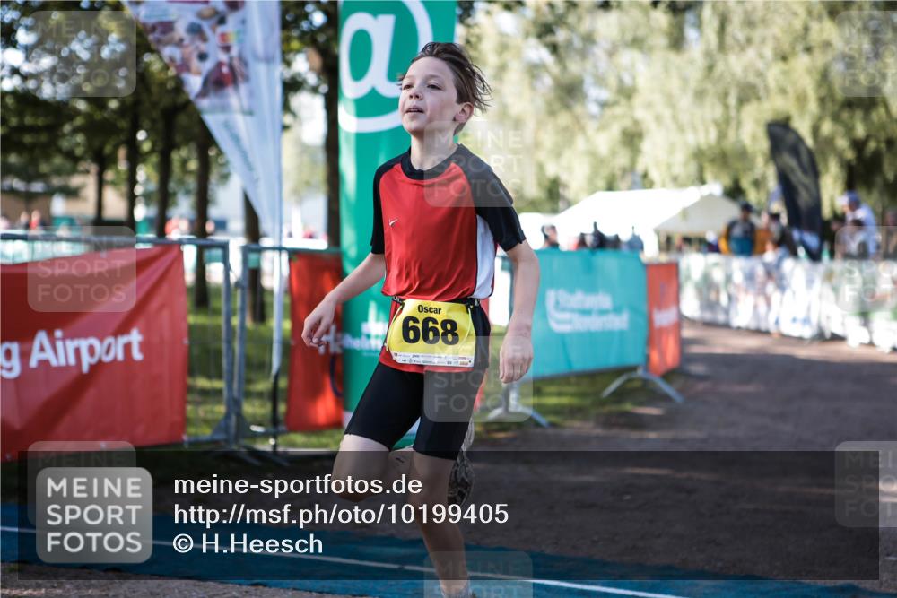 06.09.2026 - 20. Norderstedt Triathlon H.Heesch http://msf.ph/oto/10199405 06.09.2026 09:48:36 Ziel 628, 634, 668, 669, 696 meine-sportfotos.de