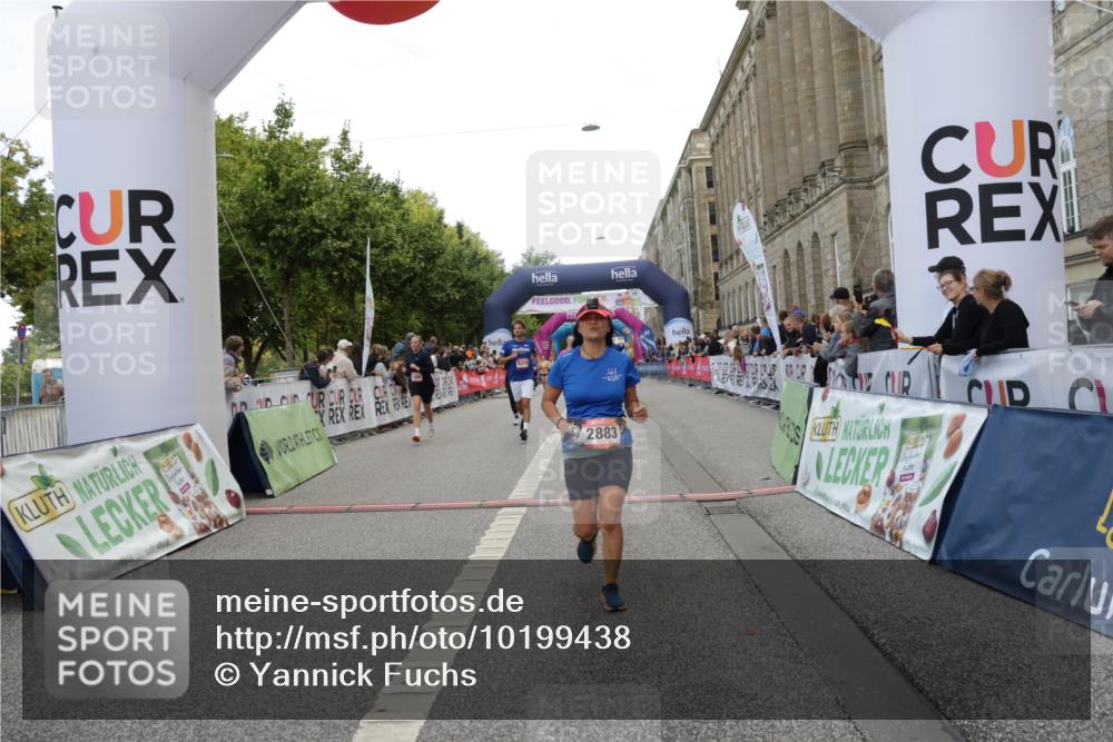 06.09.2026 - CURREX Alsterlauf Yannick Fuchs http://msf.ph/oto/10199438 06.09.2026 10:07:24 Ziel 2515, 2883, 2903, 3566, 4901, 5227, 5813, 6319, 6320, 6368 meine-sportfotos.de