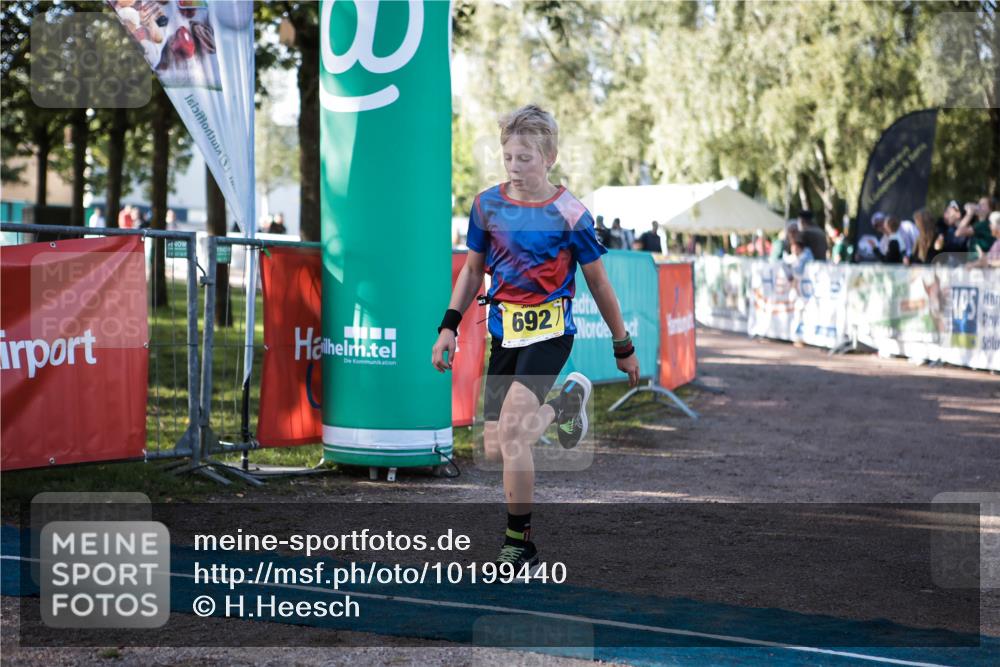 06.09.2026 - 20. Norderstedt Triathlon H.Heesch http://msf.ph/oto/10199440 06.09.2026 09:48:48 Ziel 669, 692 meine-sportfotos.de