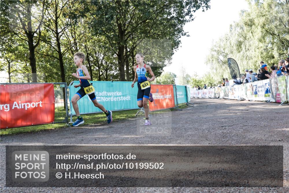 06.09.2026 - 20. Norderstedt Triathlon H.Heesch http://msf.ph/oto/10199502 06.09.2026 09:46:34 Ziel 631, 638, 677 meine-sportfotos.de