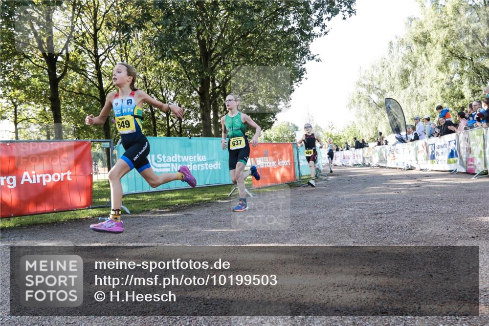 06.09.2026 - 20. Norderstedt Triathlon H.Heesch http://msf.ph/oto/10199503 06.09.2026 09:46:39 Ziel 631, 637, 638, 649, 677, 678, 685 meine-sportfotos.de