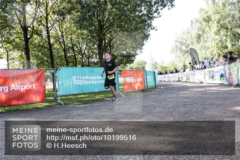 06.09.2026 - 20. Norderstedt Triathlon H.Heesch http://msf.ph/oto/10199516 06.09.2026 09:47:33 Ziel 629, 698 meine-sportfotos.de