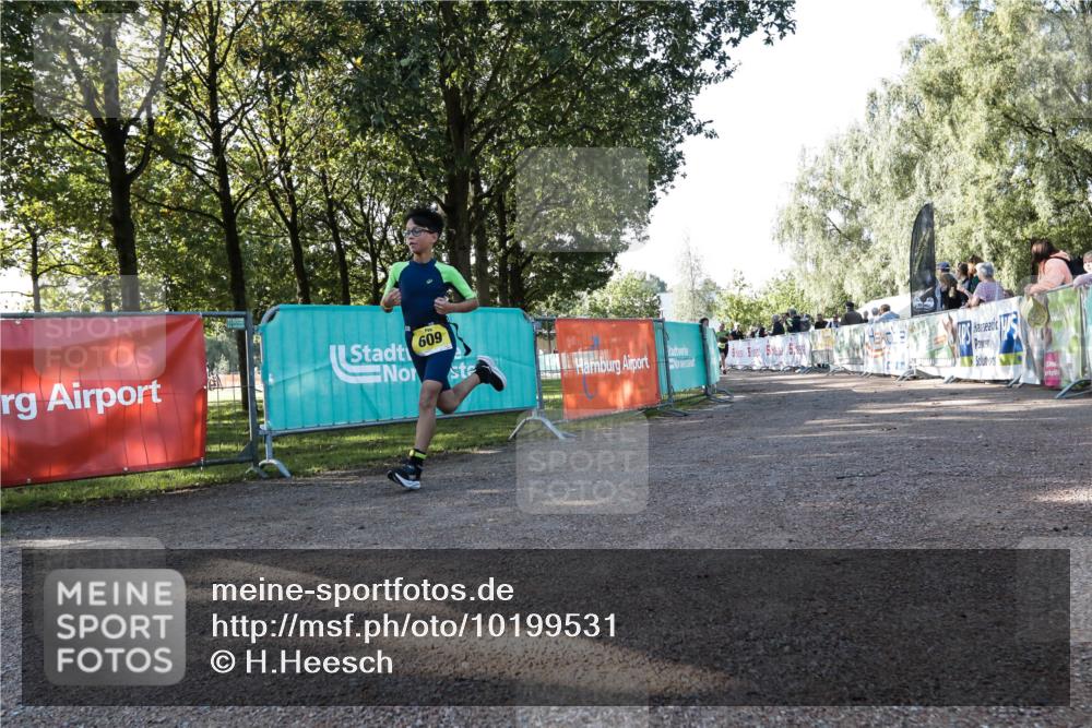 06.09.2026 - 20. Norderstedt Triathlon H.Heesch http://msf.ph/oto/10199531 06.09.2026 09:49:05 Ziel 609, 635, 672 meine-sportfotos.de
