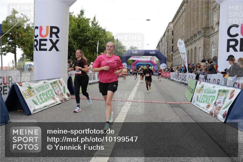 06.09.2026 - CURREX Alsterlauf Yannick Fuchs http://msf.ph/oto/10199547 06.09.2026 10:07:29 Ziel 2515, 2883, 3012, 3419, 3566, 3927, 4208, 4901, 5261, 5396, 5634, 6265, 6319, 6320, 6368 meine-sportfotos.de