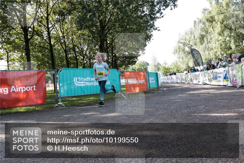 06.09.2026 - 20. Norderstedt Triathlon H.Heesch http://msf.ph/oto/10199550 06.09.2026 09:52:33 Ziel 680 meine-sportfotos.de