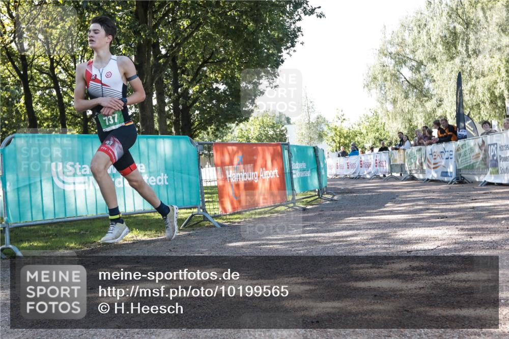 06.09.2026 - 20. Norderstedt Triathlon H.Heesch http://msf.ph/oto/10199565 06.09.2026 10:39:31 Ziel 737 meine-sportfotos.de