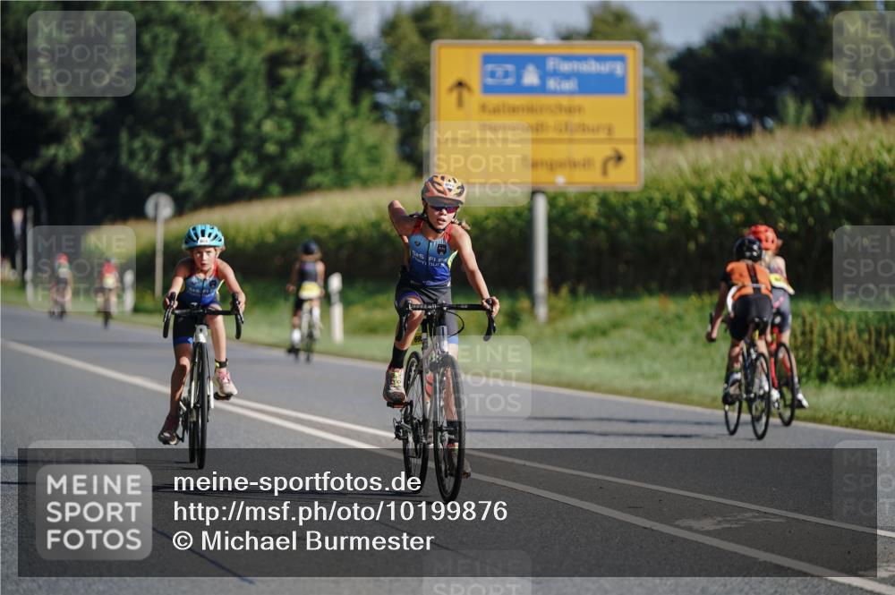 06.09.2026 - 20. Norderstedt Triathlon Michael Burmester http://msf.ph/oto/10199876 06.09.2026 09:37:26 Radfahren 604, 695 meine-sportfotos.de