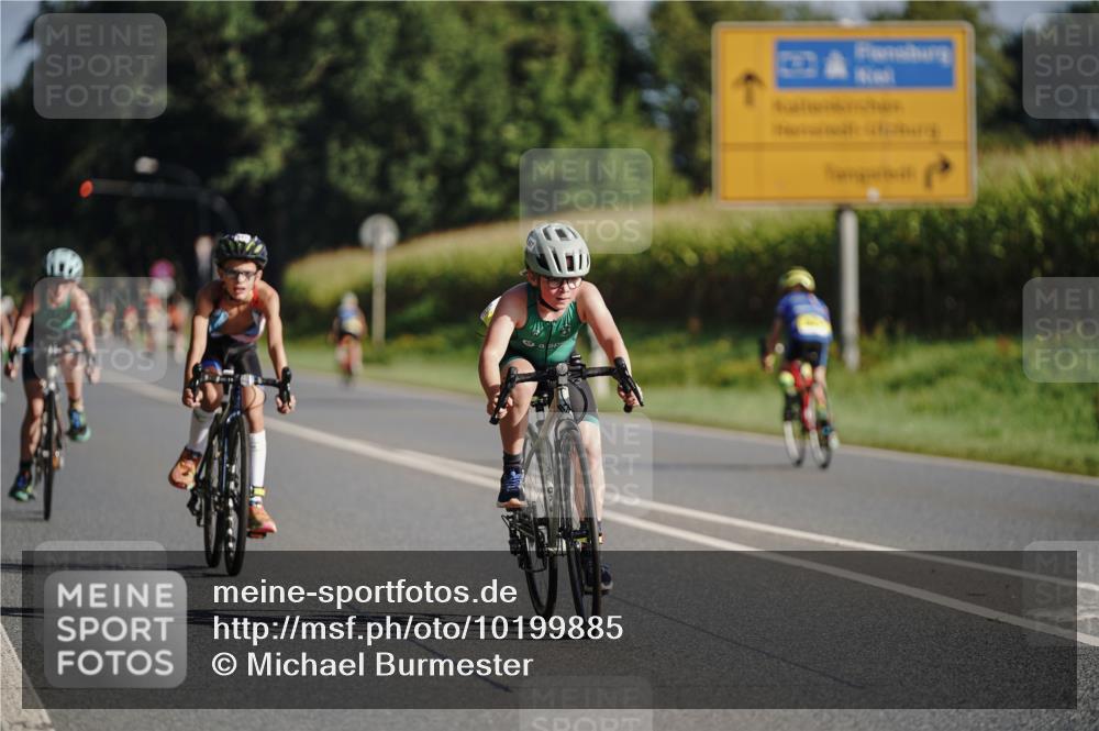 06.09.2026 - 20. Norderstedt Triathlon Michael Burmester http://msf.ph/oto/10199885 06.09.2026 09:37:41 Radfahren 621, 638, 655, 657 meine-sportfotos.de