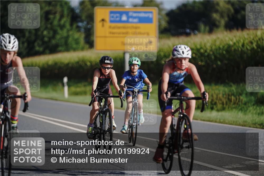 06.09.2026 - 20. Norderstedt Triathlon Michael Burmester http://msf.ph/oto/10199924 06.09.2026 09:38:17 Radfahren 606, 627, 629, 643, 675, 678, 693, 694, 696 meine-sportfotos.de