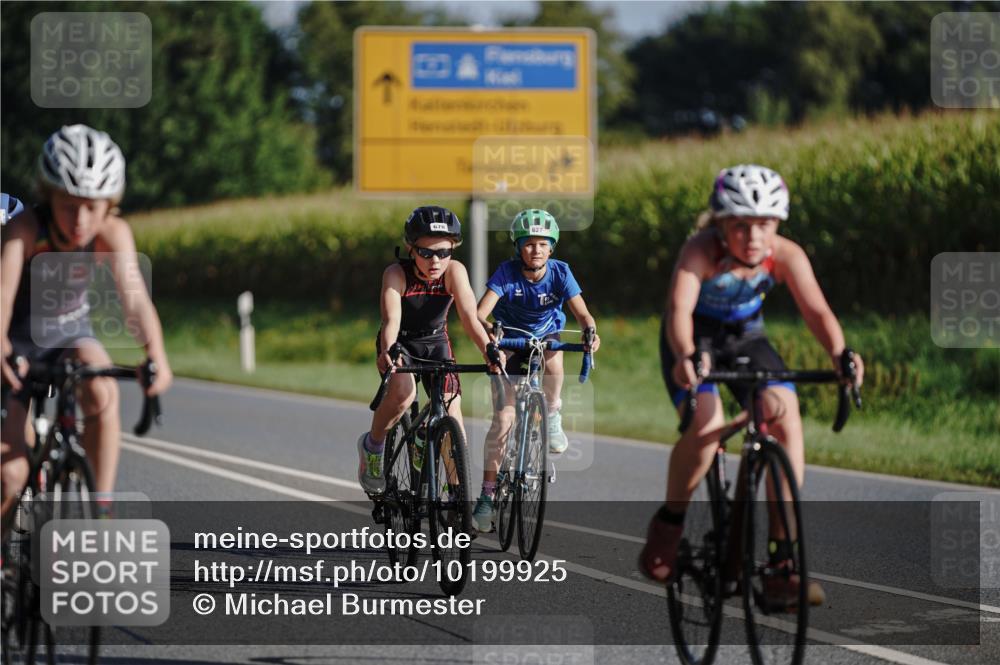 06.09.2026 - 20. Norderstedt Triathlon Michael Burmester http://msf.ph/oto/10199925 06.09.2026 09:38:17 Radfahren 606, 627, 629, 643, 675, 678, 693, 694, 696 meine-sportfotos.de
