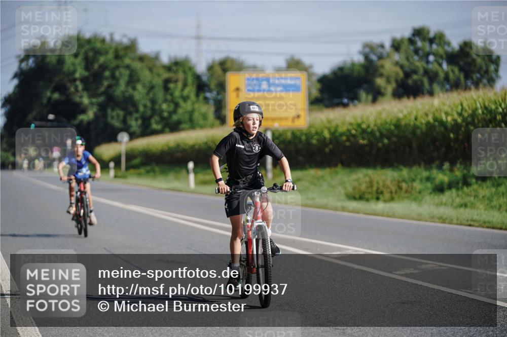 06.09.2026 - 20. Norderstedt Triathlon Michael Burmester http://msf.ph/oto/10199937 06.09.2026 09:38:28 Radfahren 607, 671 meine-sportfotos.de