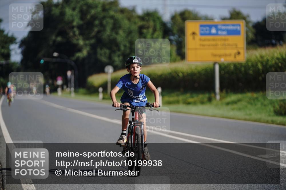 06.09.2026 - 20. Norderstedt Triathlon Michael Burmester http://msf.ph/oto/10199938 06.09.2026 09:38:29 Radfahren 607, 671 meine-sportfotos.de