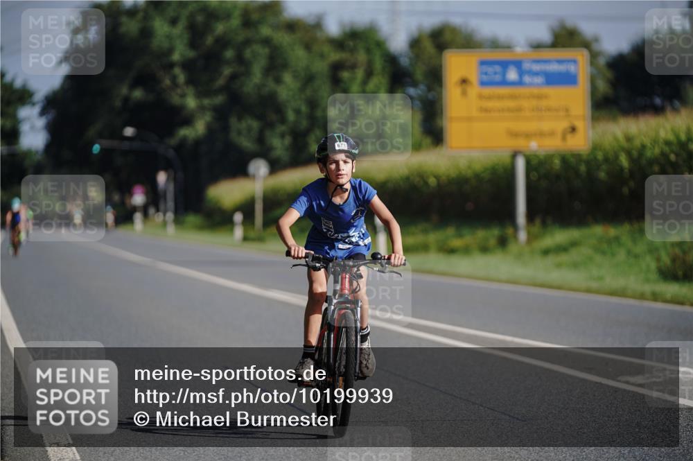06.09.2026 - 20. Norderstedt Triathlon Michael Burmester http://msf.ph/oto/10199939 06.09.2026 09:38:29 Radfahren 607, 671 meine-sportfotos.de