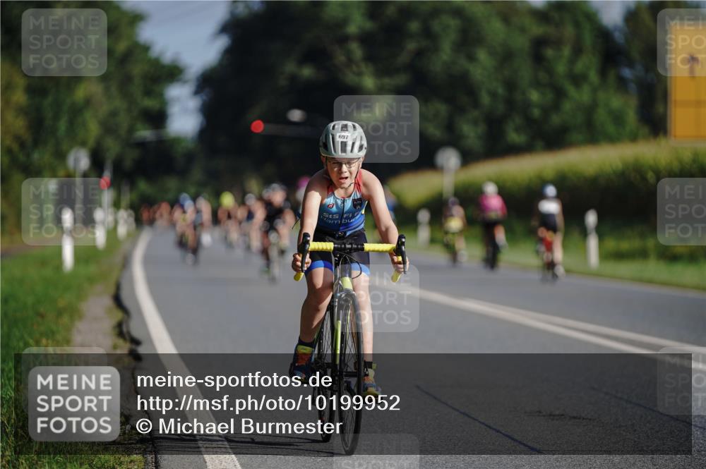 06.09.2026 - 20. Norderstedt Triathlon Michael Burmester http://msf.ph/oto/10199952 06.09.2026 09:38:55 Radfahren 611, 656, 673, 697 meine-sportfotos.de