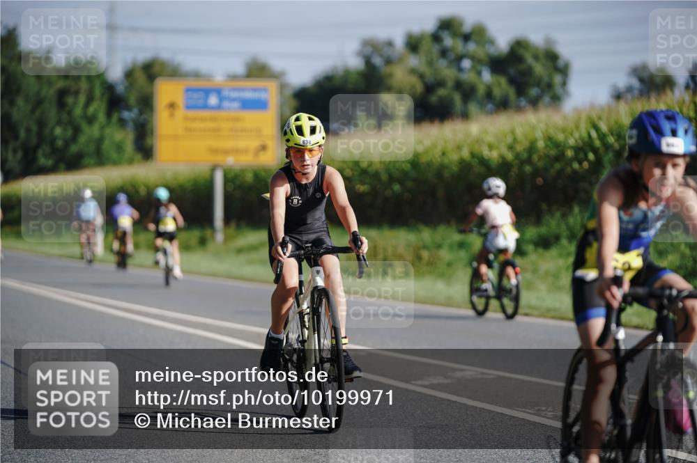 06.09.2026 - 20. Norderstedt Triathlon Michael Burmester http://msf.ph/oto/10199971 06.09.2026 09:39:06 Radfahren 634, 635, 662, 669, 686, 692 meine-sportfotos.de