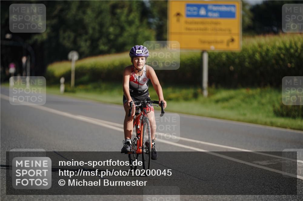 06.09.2026 - 20. Norderstedt Triathlon Michael Burmester http://msf.ph/oto/10200045 06.09.2026 09:42:14 Radfahren 660 meine-sportfotos.de