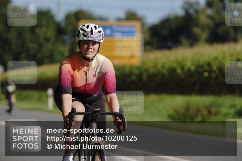 06.09.2026 - 20. Norderstedt Triathlon Michael Burmester http://msf.ph/oto/10200125 06.09.2026 10:29:17 Radfahren 1197 meine-sportfotos.de