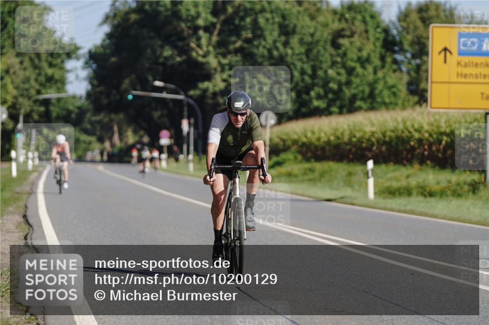 06.09.2026 - 20. Norderstedt Triathlon Michael Burmester http://msf.ph/oto/10200129 06.09.2026 10:29:25 Radfahren 1211, 1501 meine-sportfotos.de