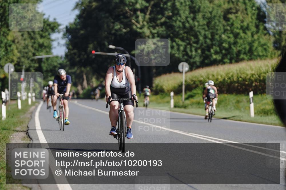 06.09.2026 - 20. Norderstedt Triathlon Michael Burmester http://msf.ph/oto/10200193 06.09.2026 10:32:08 Radfahren 1215, 1226, 1232 meine-sportfotos.de