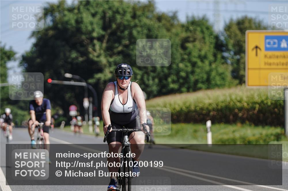 06.09.2026 - 20. Norderstedt Triathlon Michael Burmester http://msf.ph/oto/10200199 06.09.2026 10:32:09 Radfahren 1215, 1226, 1232 meine-sportfotos.de