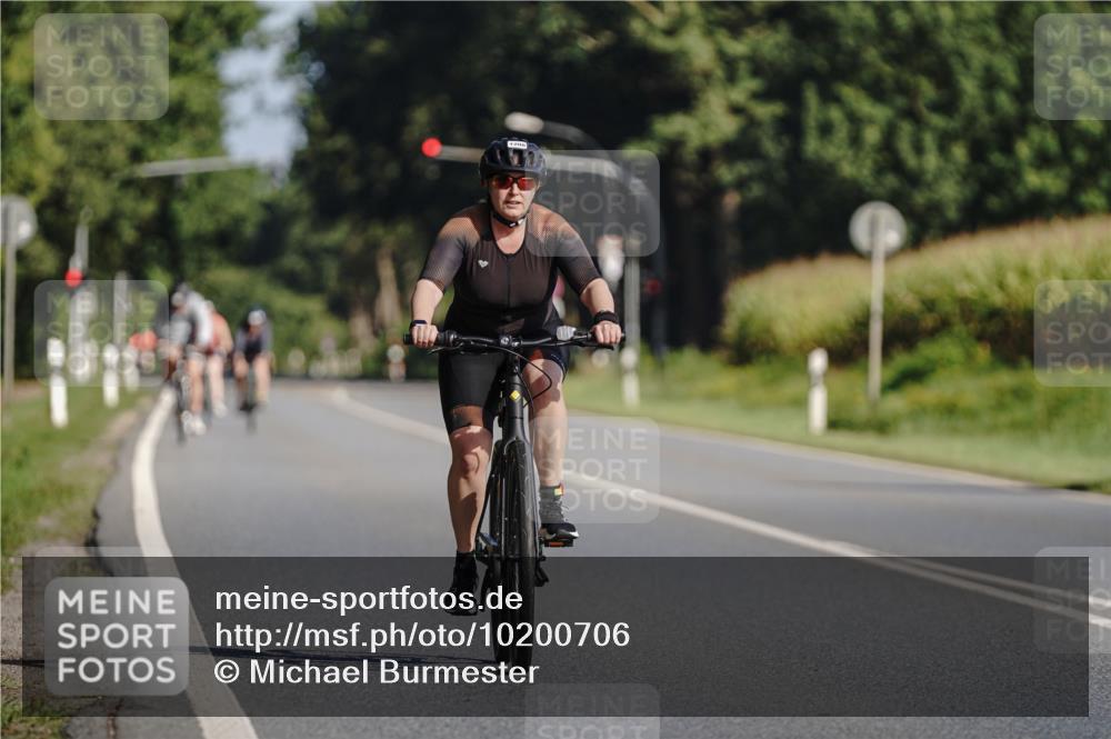 06.09.2026 - 20. Norderstedt Triathlon Michael Burmester http://msf.ph/oto/10200706 06.09.2026 10:36:09 Radfahren 1208 meine-sportfotos.de