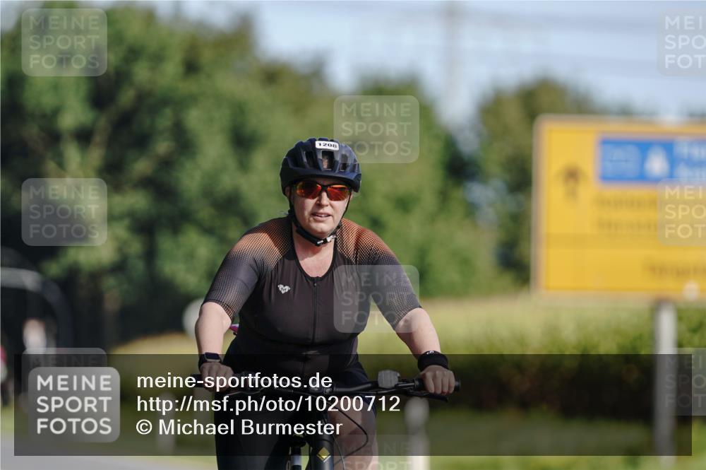 06.09.2026 - 20. Norderstedt Triathlon Michael Burmester http://msf.ph/oto/10200712 06.09.2026 10:36:11 Radfahren 1208 meine-sportfotos.de