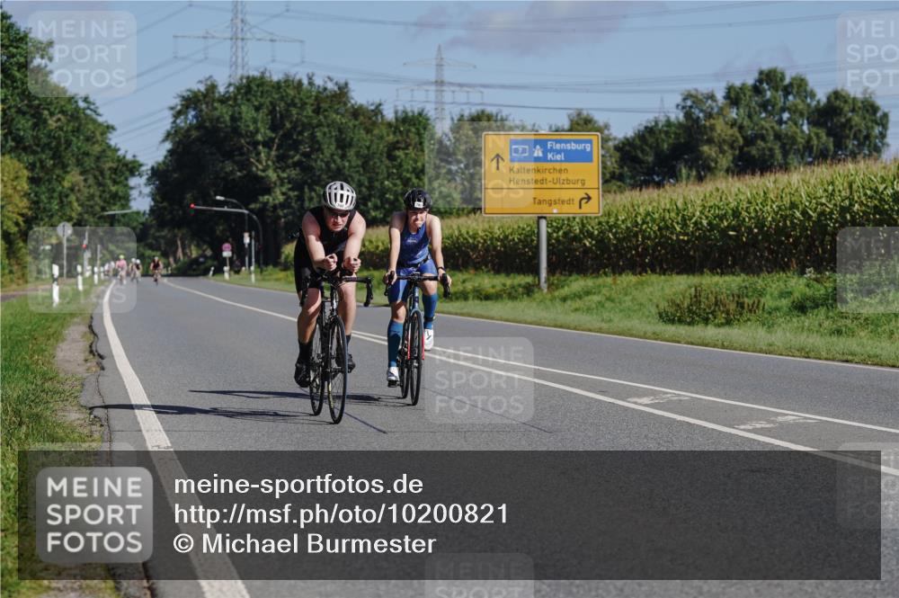 06.09.2026 - 20. Norderstedt Triathlon Michael Burmester http://msf.ph/oto/10200821 06.09.2026 10:36:51 Radfahren 702, 703, 1504 meine-sportfotos.de