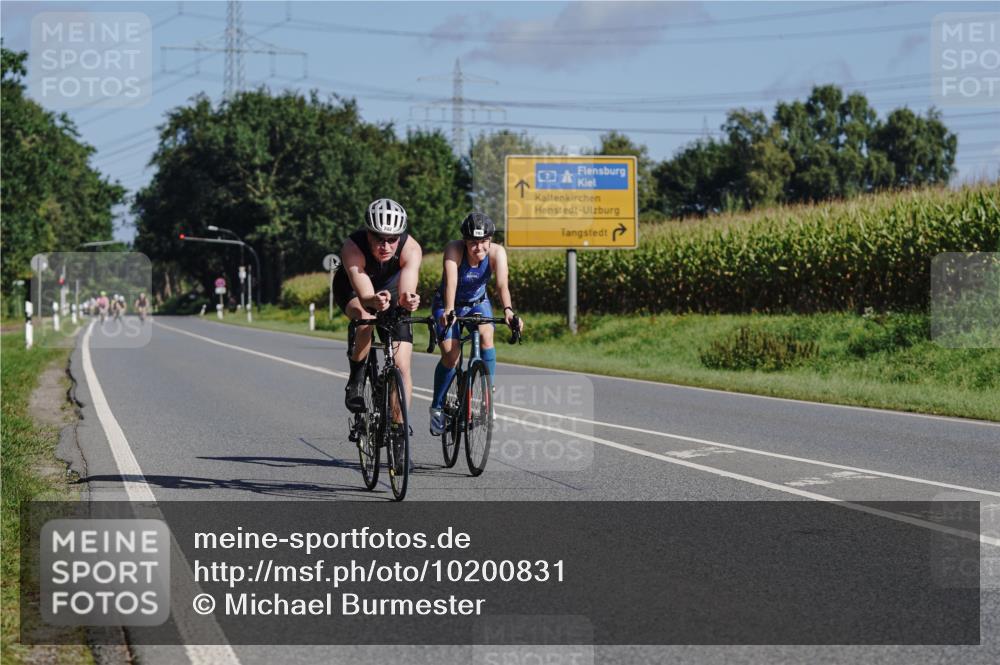 06.09.2026 - 20. Norderstedt Triathlon Michael Burmester http://msf.ph/oto/10200831 06.09.2026 10:36:51 Radfahren 702, 703, 1504 meine-sportfotos.de