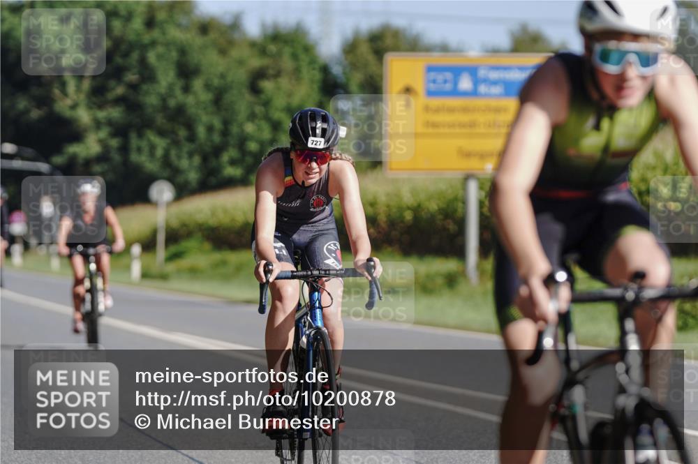 06.09.2026 - 20. Norderstedt Triathlon Michael Burmester http://msf.ph/oto/10200878 06.09.2026 10:37:09 Radfahren 705, 709, 727, 731, 751, 752, 757, 1194, 1513 meine-sportfotos.de