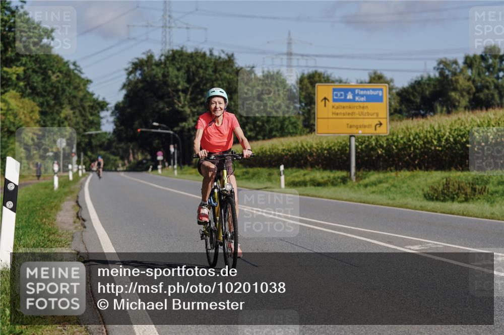 06.09.2026 - 20. Norderstedt Triathlon Michael Burmester http://msf.ph/oto/10201038 06.09.2026 10:37:42 Radfahren 1231 meine-sportfotos.de