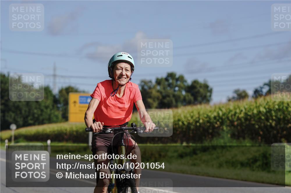 06.09.2026 - 20. Norderstedt Triathlon Michael Burmester http://msf.ph/oto/10201054 06.09.2026 10:37:43 Radfahren 1231 meine-sportfotos.de