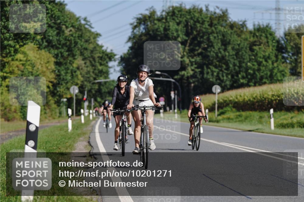 06.09.2026 - 20. Norderstedt Triathlon Michael Burmester http://msf.ph/oto/10201271 06.09.2026 10:39:59 Radfahren 64, 704, 748, 1200, 1222 meine-sportfotos.de