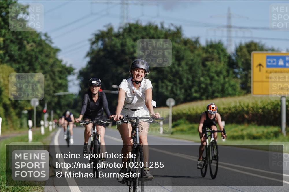 06.09.2026 - 20. Norderstedt Triathlon Michael Burmester http://msf.ph/oto/10201285 06.09.2026 10:40:00 Radfahren 64, 748, 1200, 1222 meine-sportfotos.de