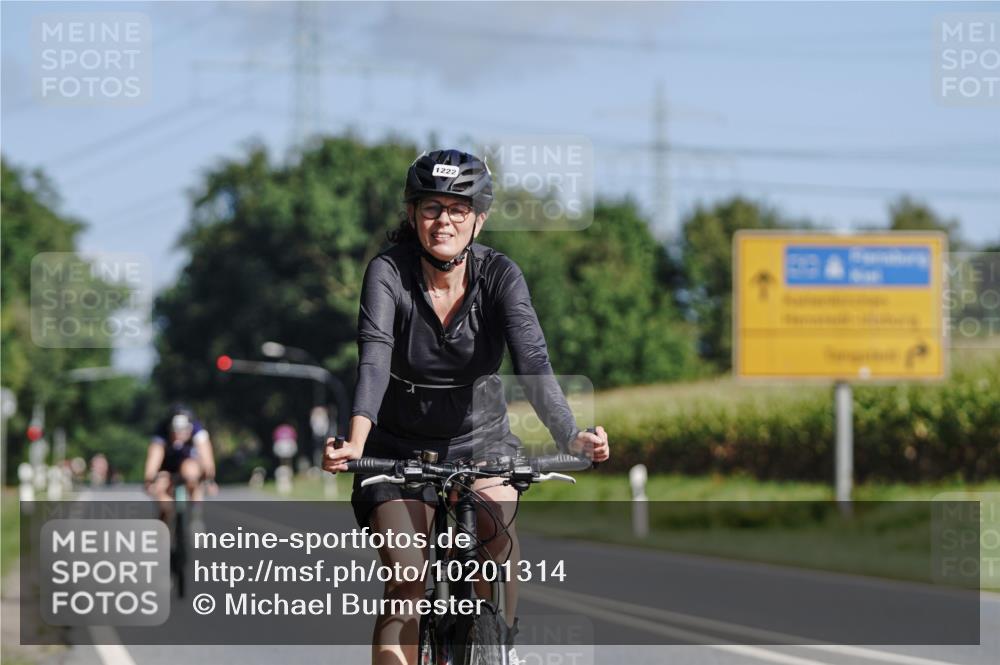 06.09.2026 - 20. Norderstedt Triathlon Michael Burmester http://msf.ph/oto/10201314 06.09.2026 10:40:02 Radfahren 64, 748, 1200, 1222 meine-sportfotos.de