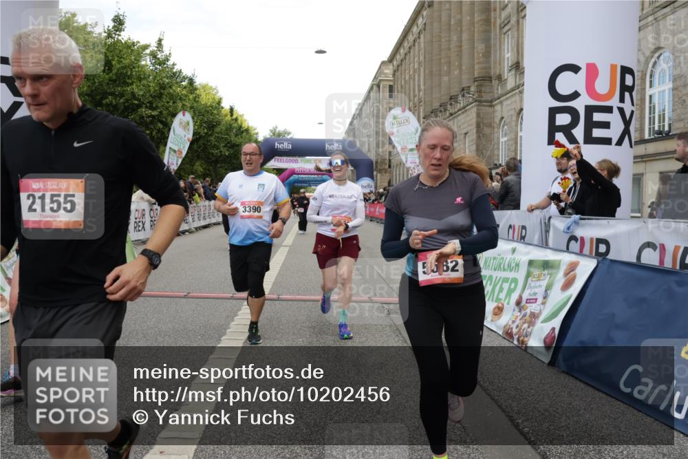 06.09.2026 - CURREX Alsterlauf Yannick Fuchs http://msf.ph/oto/10202456 06.09.2026 10:08:26 Ziel 2035, 2080, 2105, 2155, 2440, 2504, 3093, 3352, 3390, 4146, 4169, 4247, 4399, 4447, 5030, 5342, 5502, 5582, 6230, 6473, 8045, 8297 meine-sportfotos.de