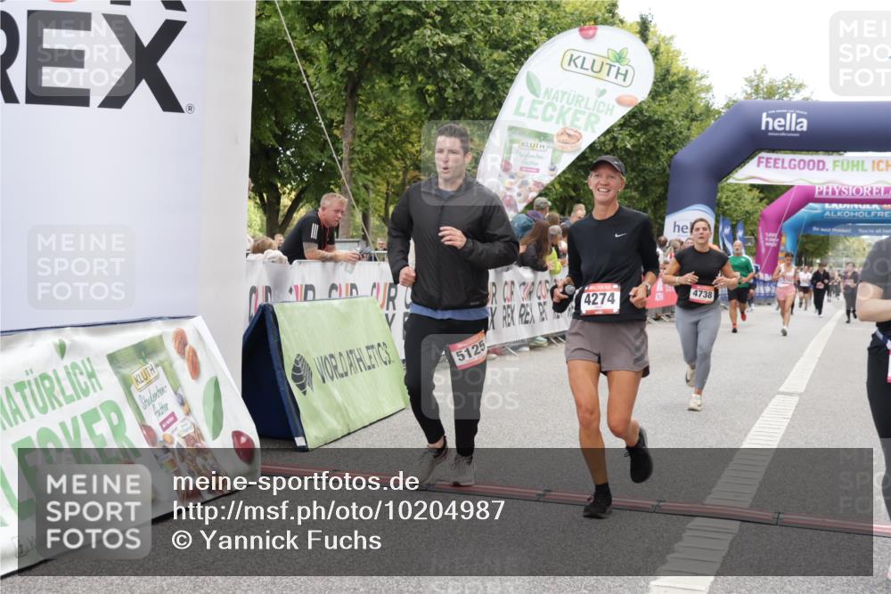 06.09.2026 - CURREX Alsterlauf Yannick Fuchs http://msf.ph/oto/10204987 06.09.2026 10:08:51 Ziel 2374, 2777, 3086, 3400, 3540, 3811, 3812, 4115, 4129, 4233, 4274, 4738, 4746, 5125, 5130, 5367, 5985 meine-sportfotos.de