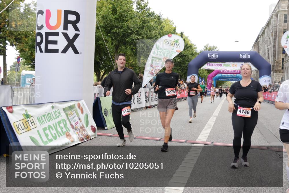 06.09.2026 - CURREX Alsterlauf Yannick Fuchs http://msf.ph/oto/10205051 06.09.2026 10:08:52 Ziel 2777, 3086, 3400, 3540, 3811, 3812, 4129, 4233, 4274, 4738, 4746, 5125, 5130, 5367, 5985, 6488 meine-sportfotos.de